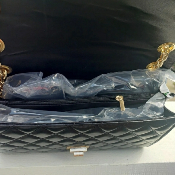 Black Quilted Crossbody Bag Gold Chain Large - Picture 7 of 12